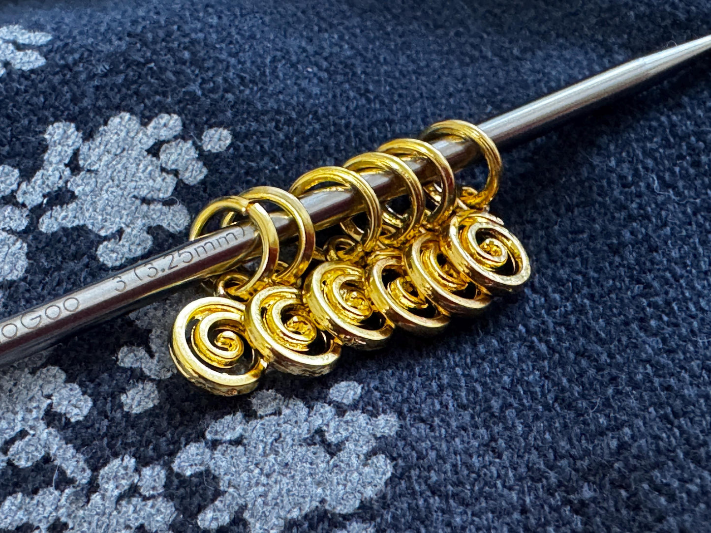 Gold Spirals Snagless Stitch Markers, Knitting Accessories, Set of 6