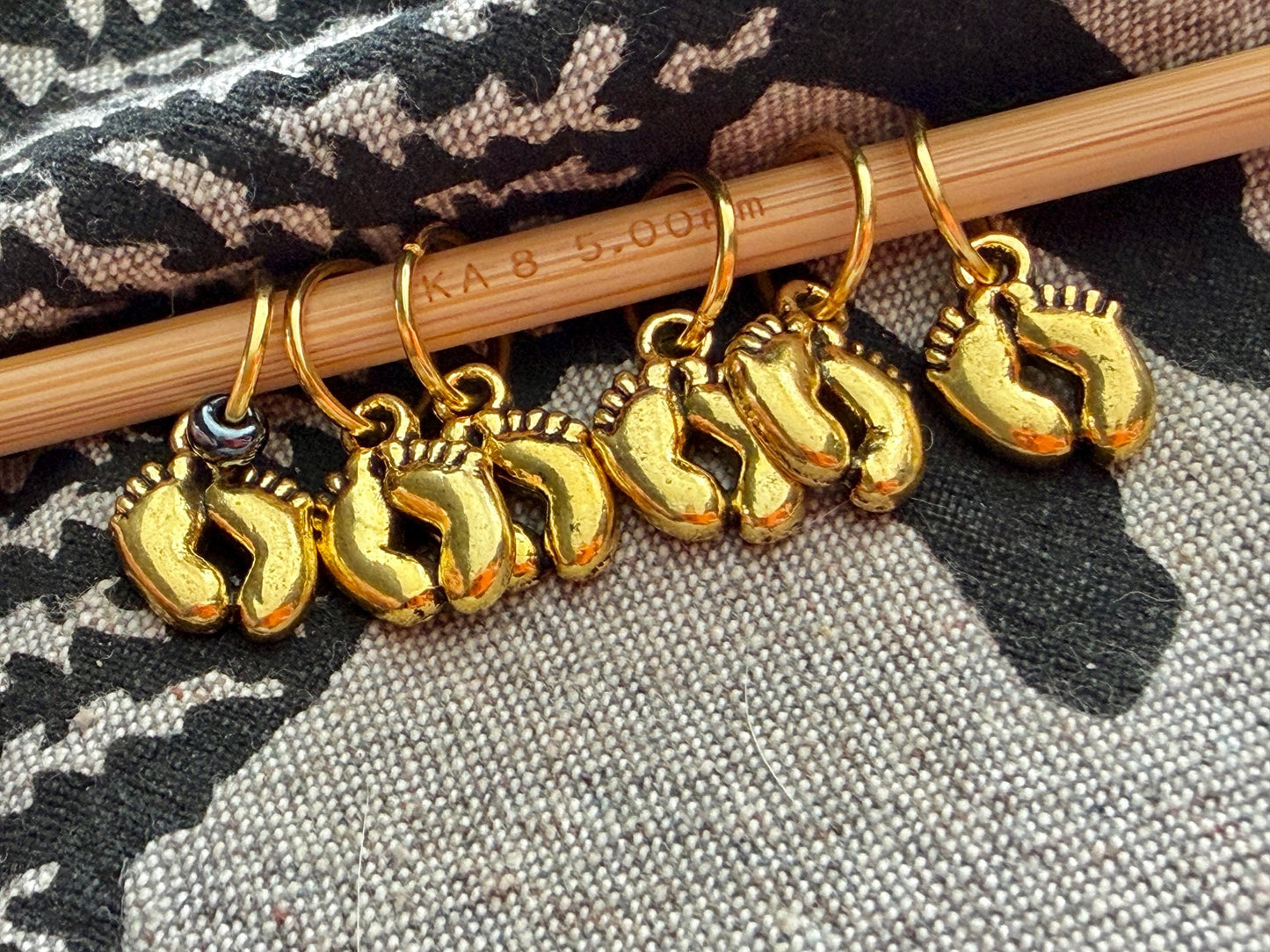 Gold Baby Feet Stitch Markers, Snag Free Knitting Notions, Set of 6