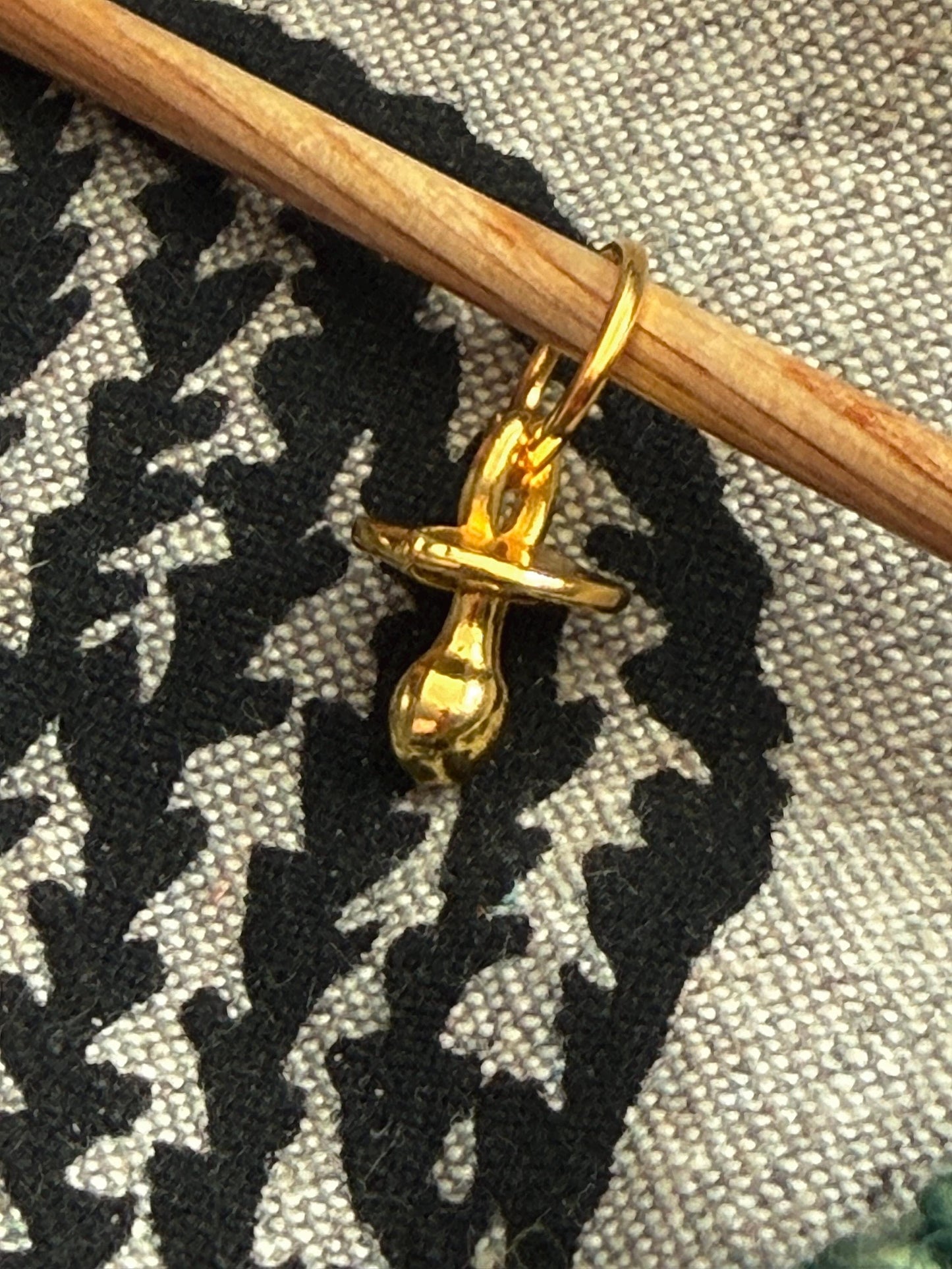Gold Pacifier Stitch Markers, Snag Free Knitting Notions, Set of 6