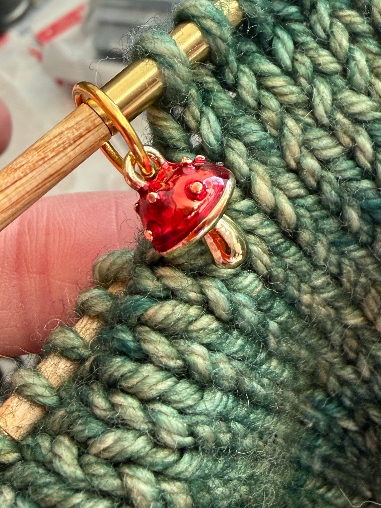 Enamel Mushrooms Orange and Red Stitch Markers, Snag Free Knitting Accessories, Set of 6