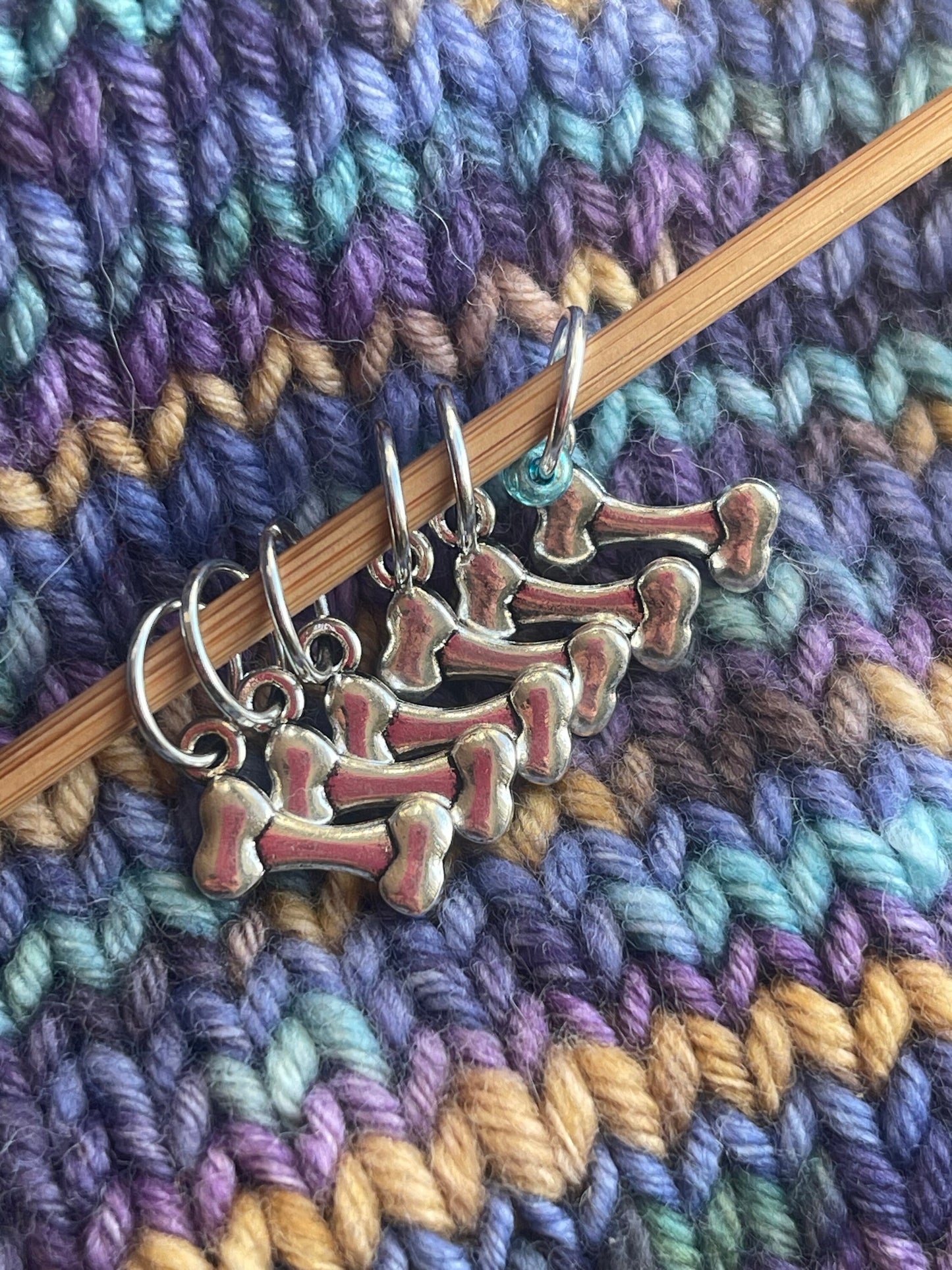 Silver Dog Bone Stitch Markers, Snagless Knit Notions, Set of 6