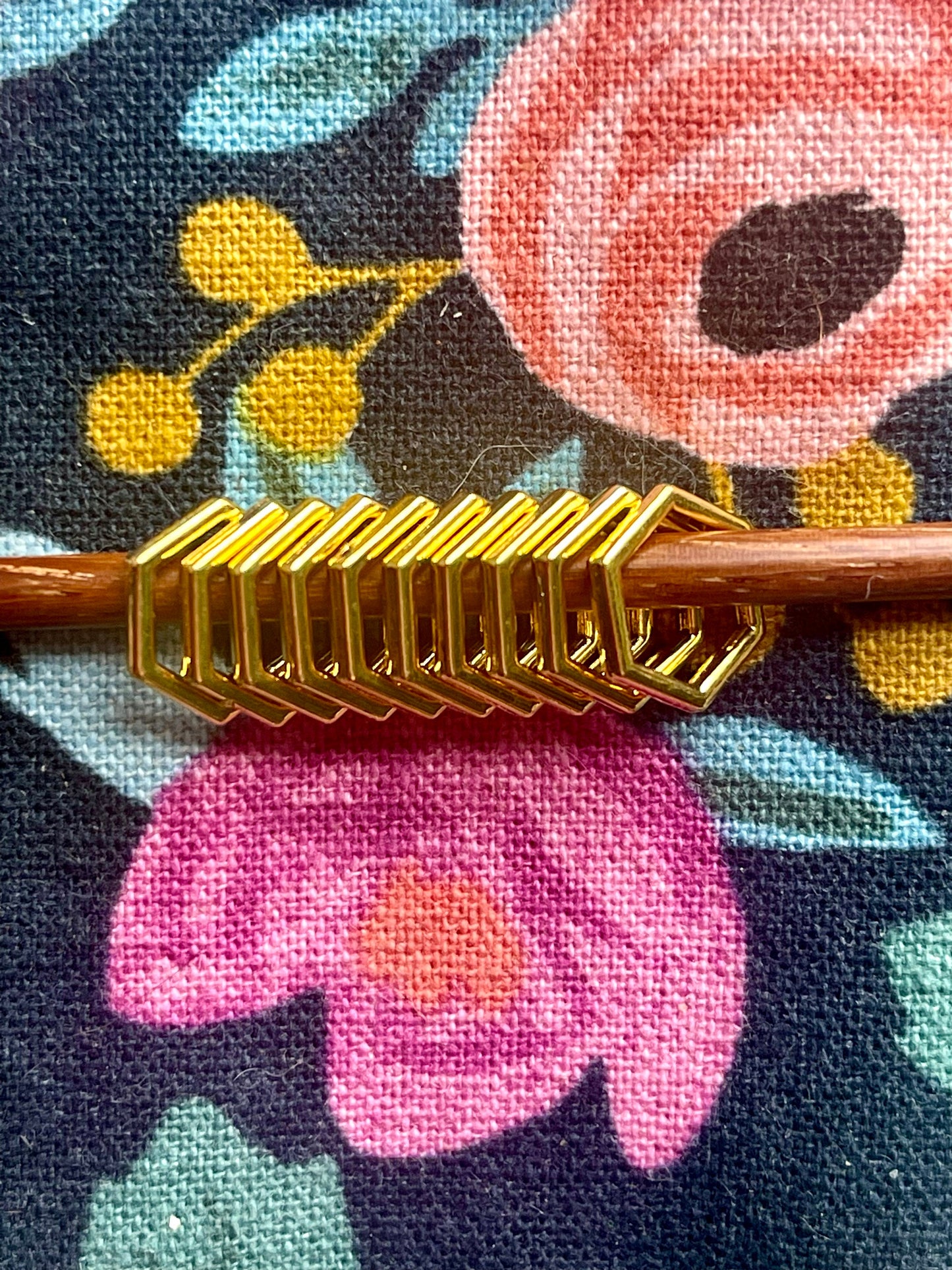 Gold Hexagon Stitch Markers, Snagfree Knitting Notions (Set of 10)