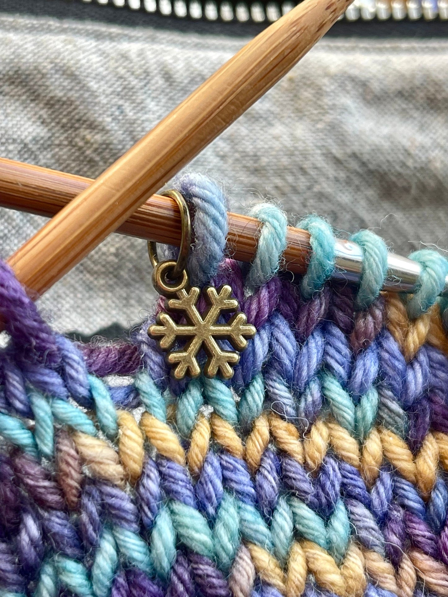 Bronze Snowflakes Stitchmarkers, Snagfree Progress Keepers, Knitting Accessories, Holiday Christmas Knits, Yarn Jewelry Knitters