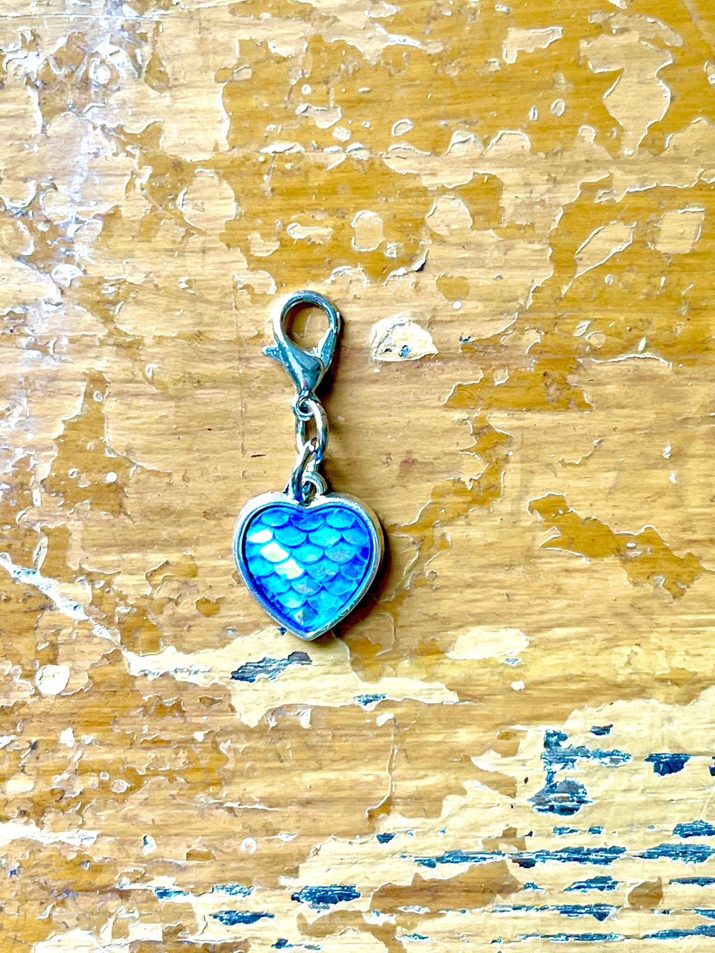 Mermaid Scales Heart Progress Keeper, Knitting Crochet Charm