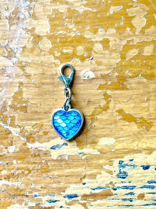 Mermaid Scales Heart Progress Keeper, Knitting Crochet Charm