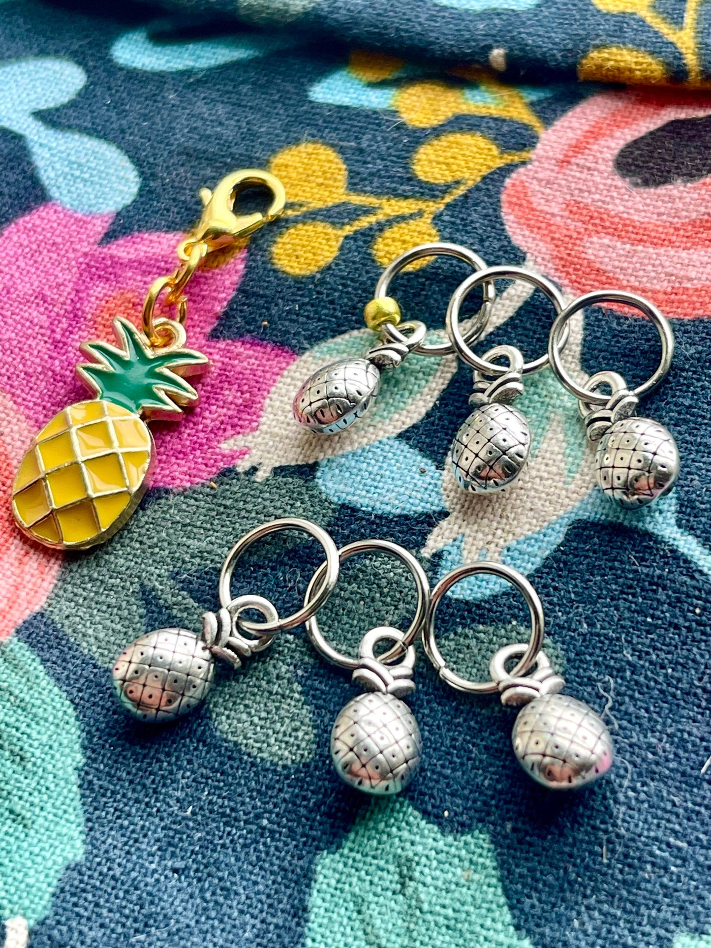 Pineapple Stitch Marker Set, Snag-Free Knitting Notions