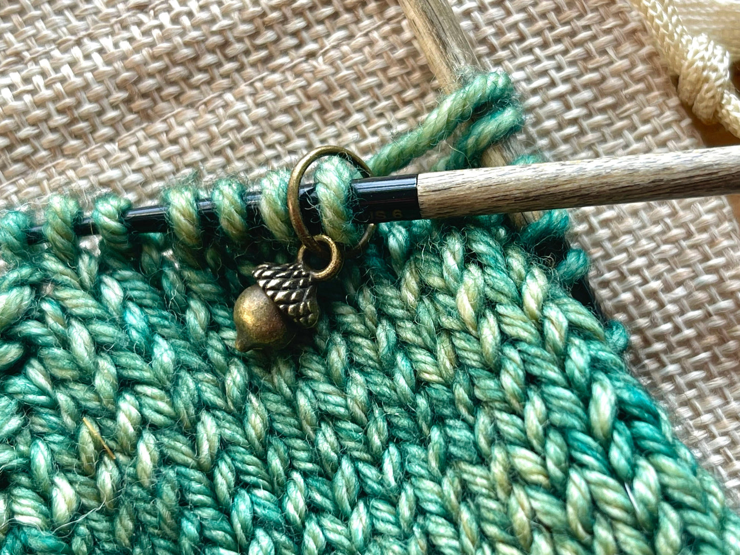 Bronze Acorn Snag Free Stitchmarkers, Yarn Jewelry, Gift for Knitters, Notions for Knits, Yarn Jewelry