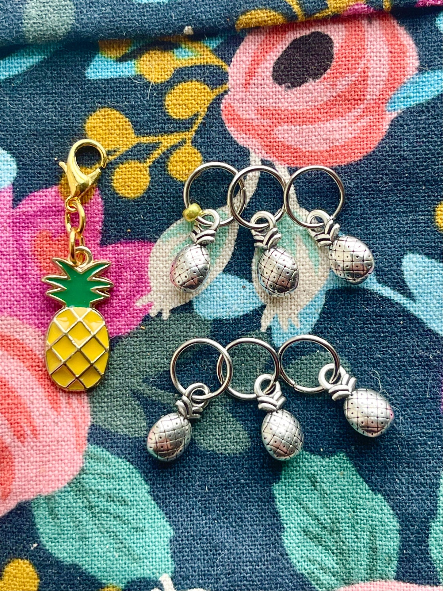 Pineapple Stitch Marker Set, Snag-Free Knitting Notions