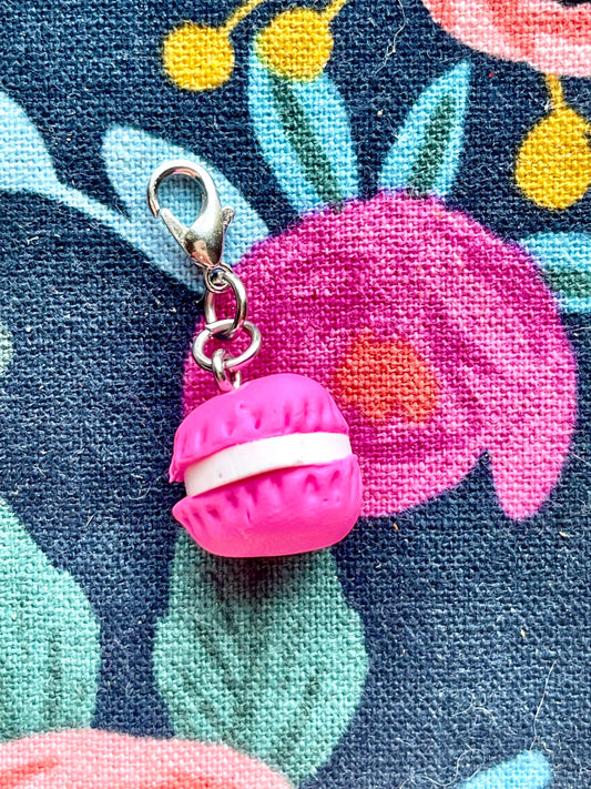 Macaroon Stitch Marker, Polymer Clay Knitting Crochet Accessory
