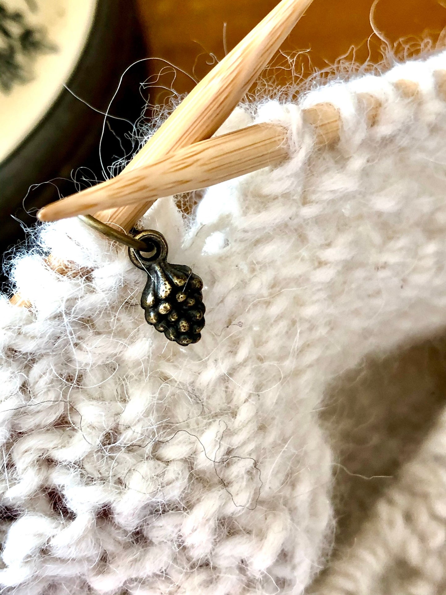 Antique Bronze Pine Cone Stitch Markers, Knitting Accessories, US9 Needles