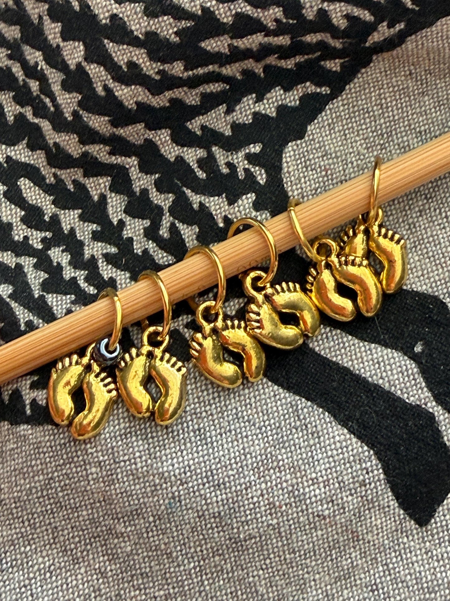 Gold Baby Feet Stitch Markers, Snag Free Knitting Notions, Set of 6
