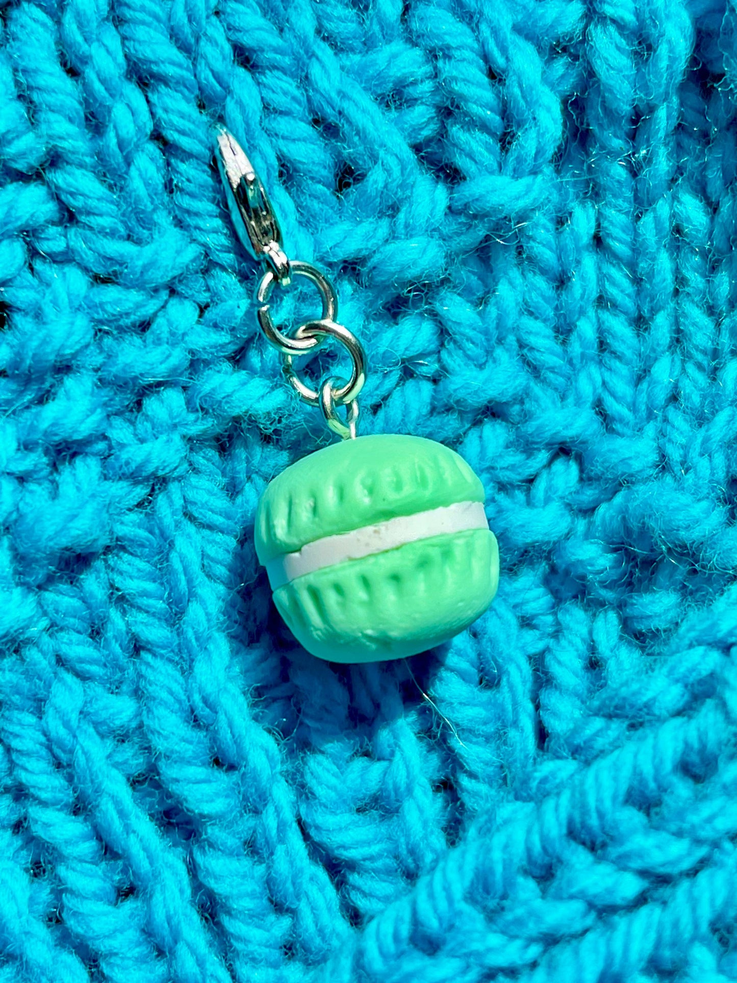 Macaroon Stitch Marker, Polymer Clay Knitting Crochet Accessory