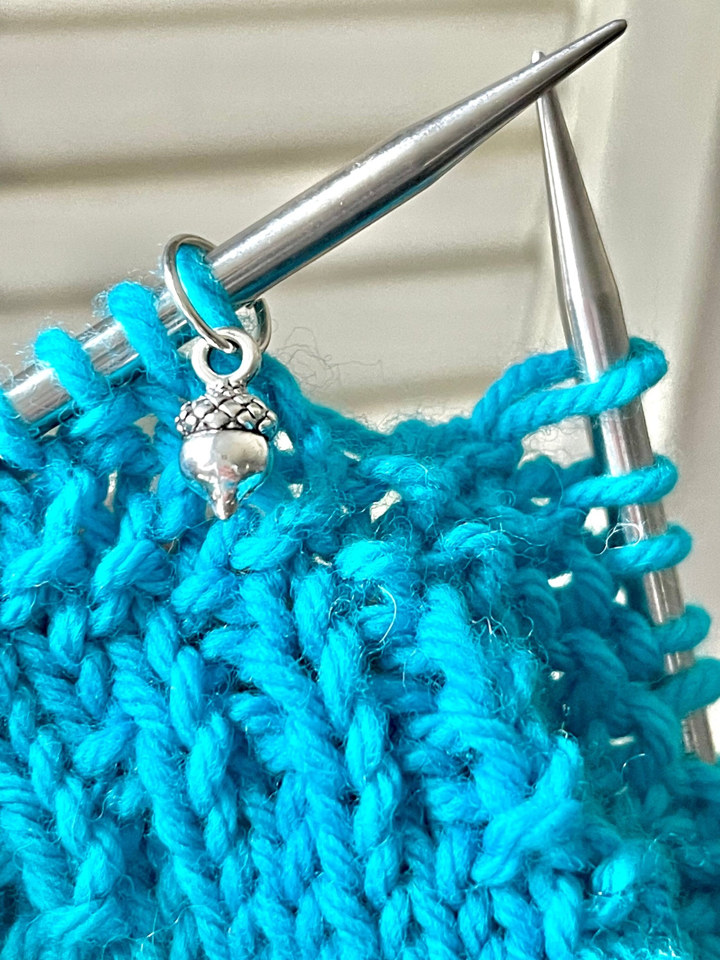 Silver Acorn Stitch Markers, Knitting Notions, Fits US10.5 Needles