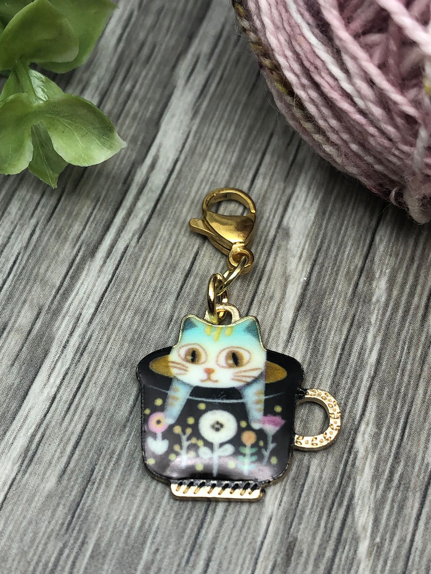 Cat in Teacup Progress Keeper, Knitting Crochet Stitch Marker