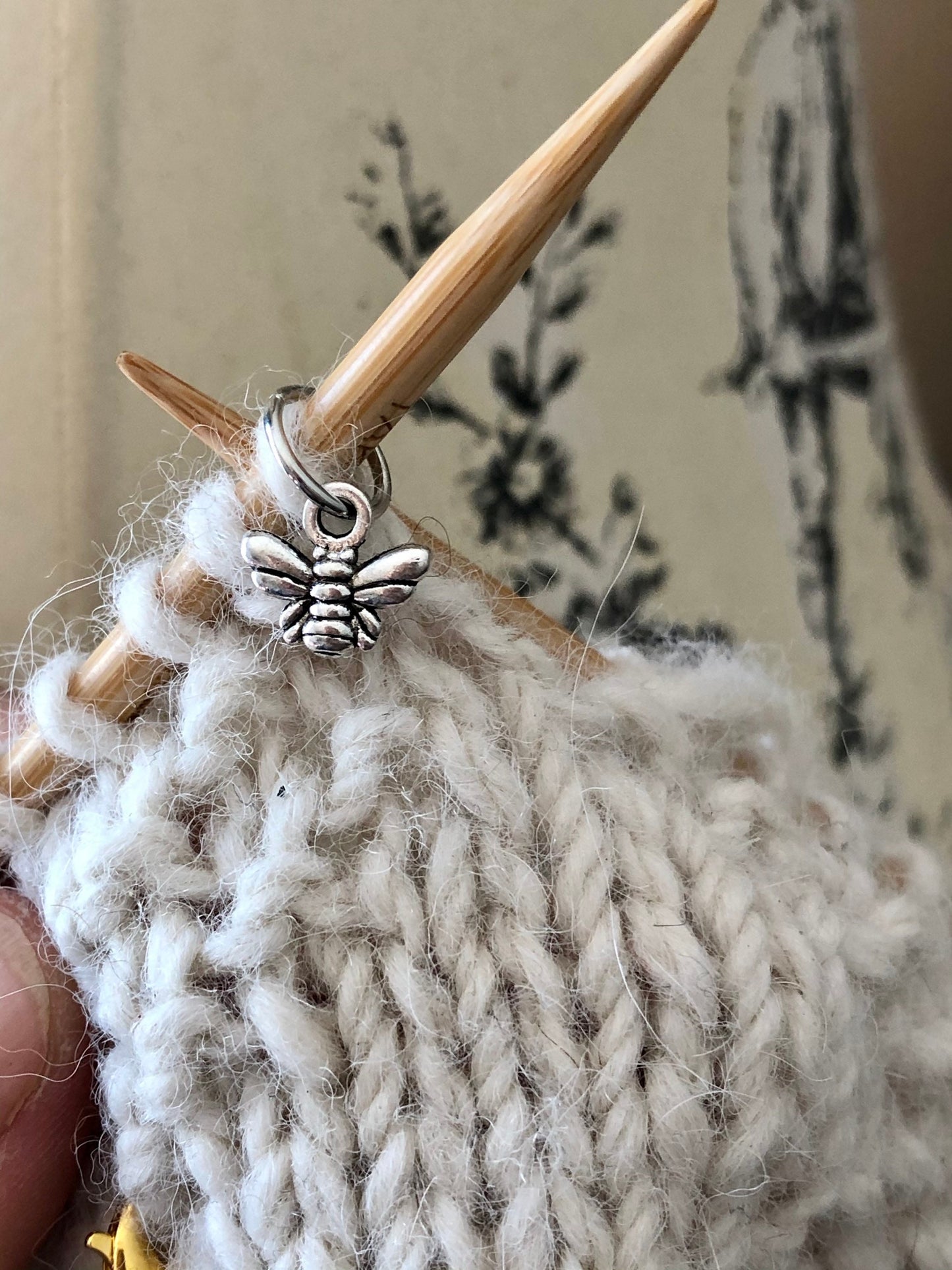 Six Snag Free Bumblebee Stitch Markers, Progress Keepers for Knitters, Knitting Accessories, Yarn Jewelry