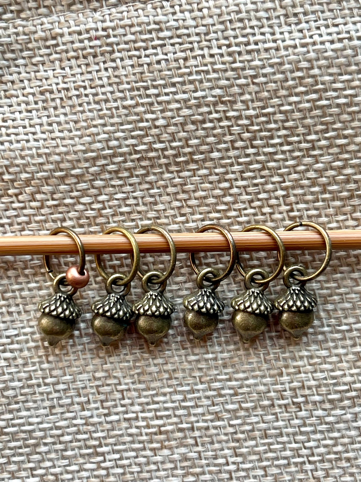 Bronze Acorn Snag Free Stitchmarkers, Yarn Jewelry, Gift for Knitters, Notions for Knits, Yarn Jewelry