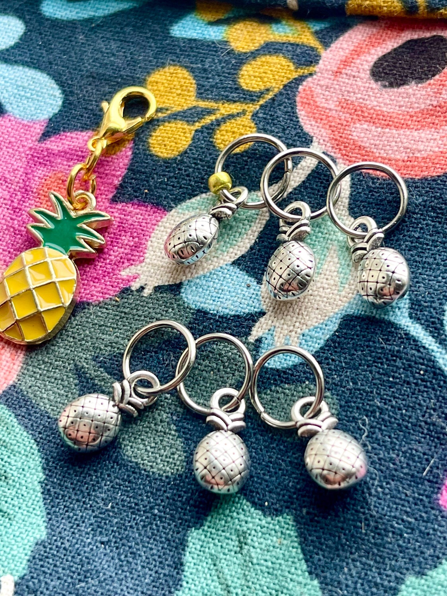 Pineapple Stitch Marker Set, Snag-Free Knitting Notions