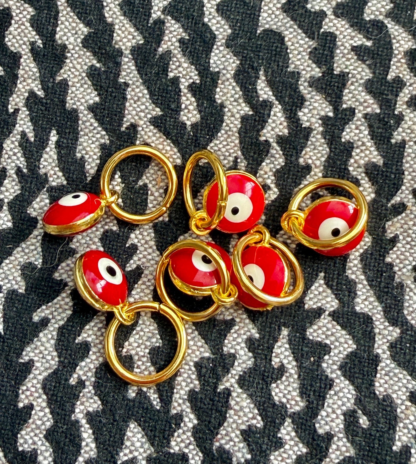 Red Evil Eye Snagless Stitch Markers, Snag Free Knitting, Knitter Progress Keepers, Yarn Jewelry