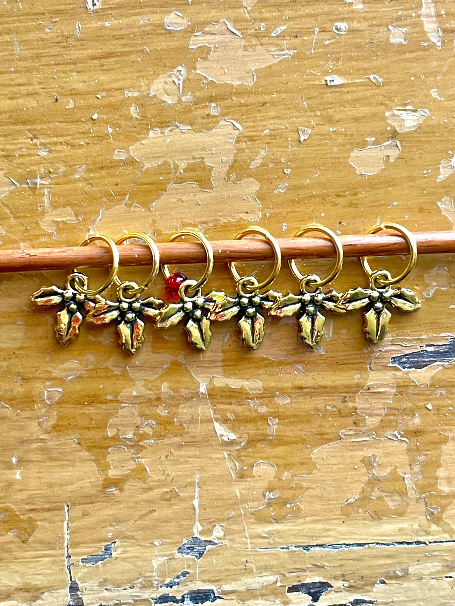 Gold Holly Leaf Knitting Stitch Markers, Christmas Knits, Set of 6