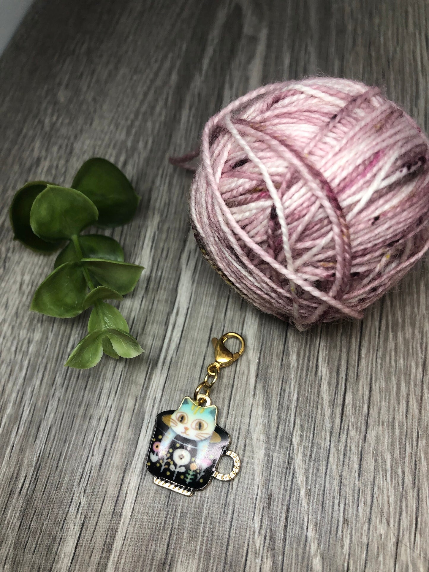 Cat in Teacup Progress Keeper, Knitting Crochet Stitch Marker