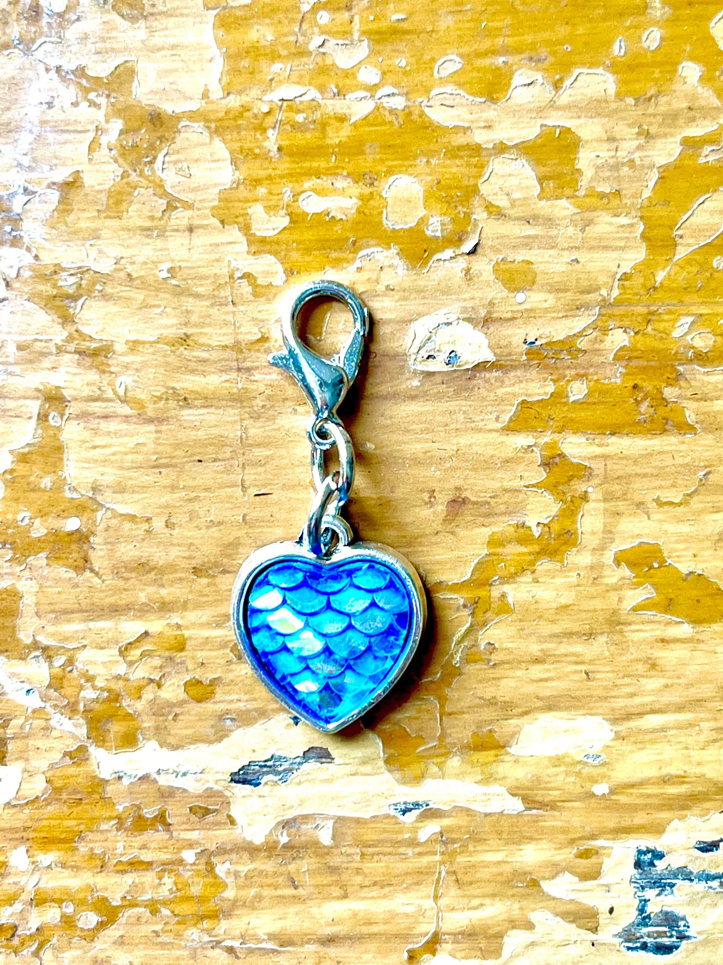 Mermaid Scales Heart Progress Keeper, Knitting Crochet Charm