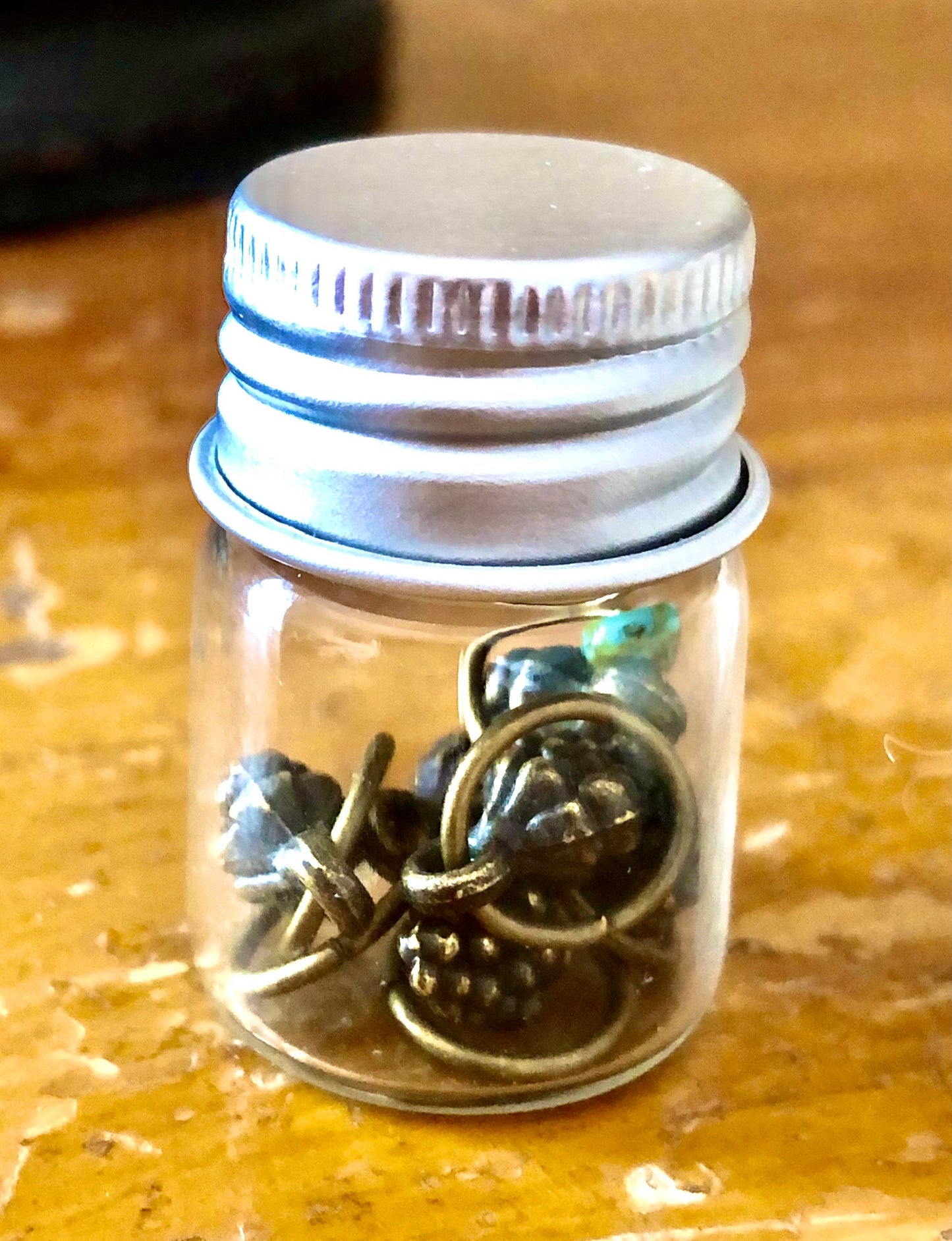 Antique Bronze Pine Cone Stitch Markers, Knitting Accessories, US9 Needles