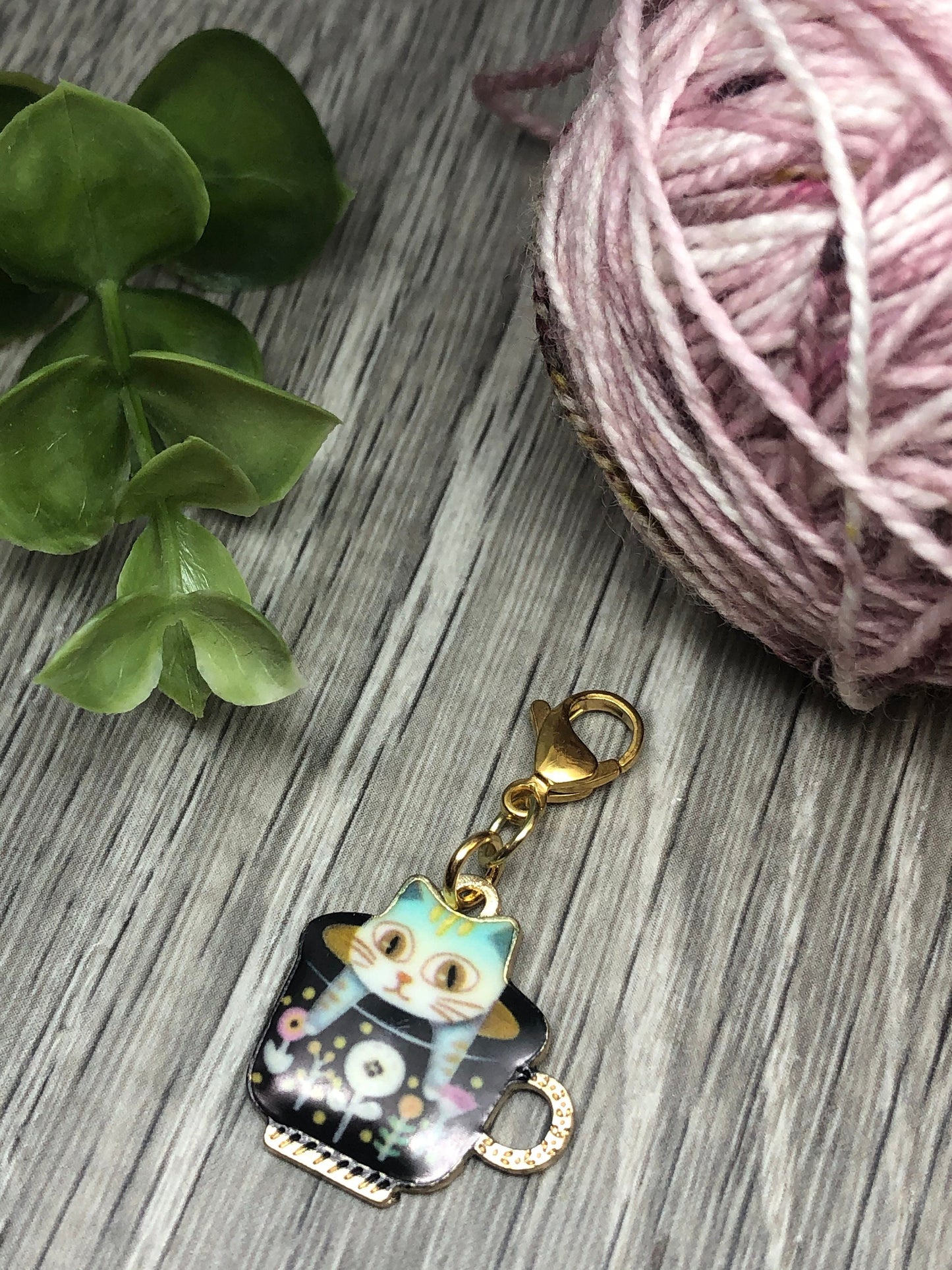 Cat in Teacup Progress Keeper, Knitting Crochet Stitch Marker