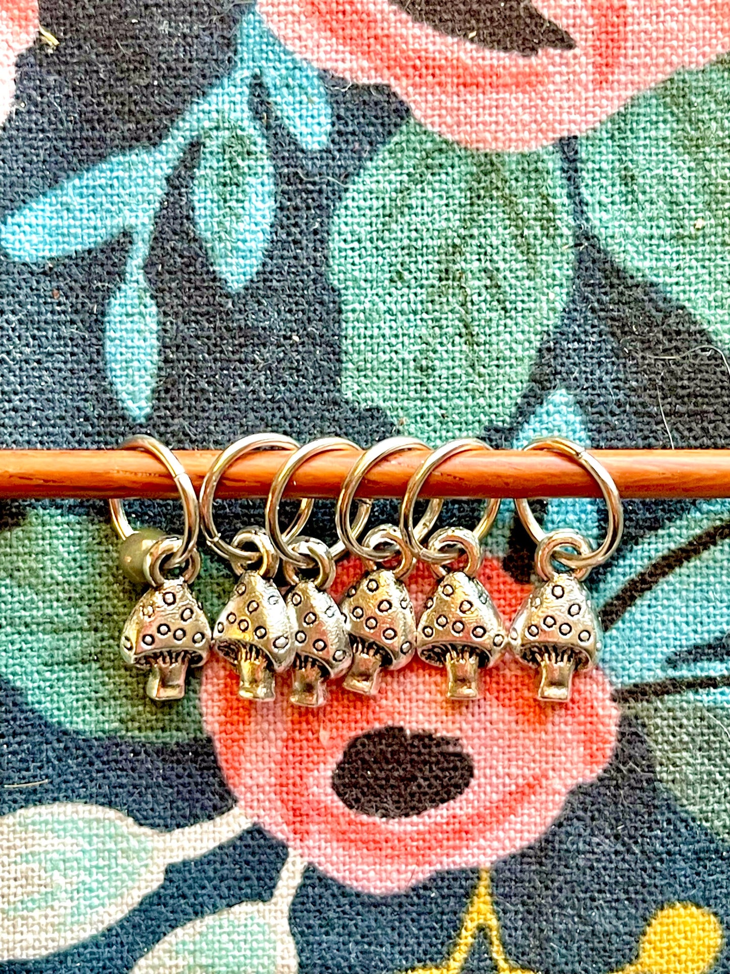 Mushroom Stitch Markers for Knitting, Snag-Free Knit Notions