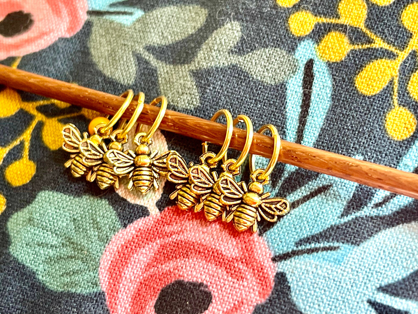 Gold Honeybee Stitch Markers with Progress Keeper, Knitting Notions