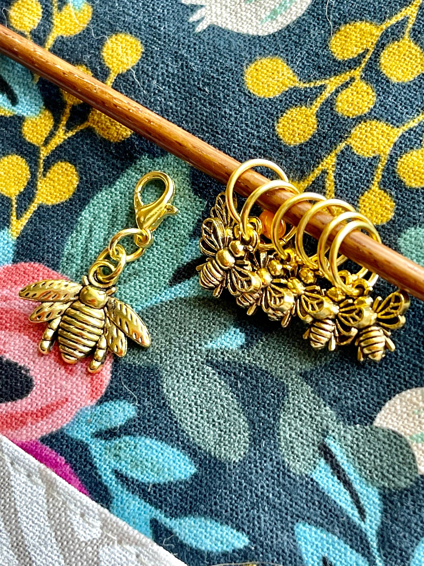 Gold Honeybee Stitch Markers with Progress Keeper, Knitting Notions