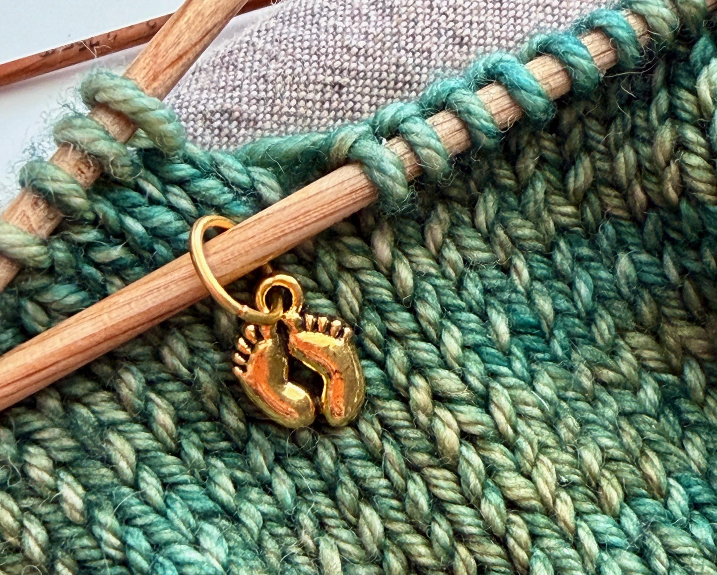 Gold Baby Feet Stitch Markers, Snag Free Knitting Notions, Set of 6