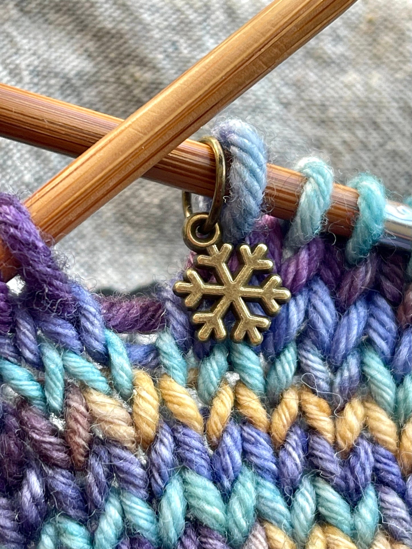 Bronze Snowflakes Stitchmarkers, Snagfree Progress Keepers, Knitting Accessories, Holiday Christmas Knits, Yarn Jewelry Knitters