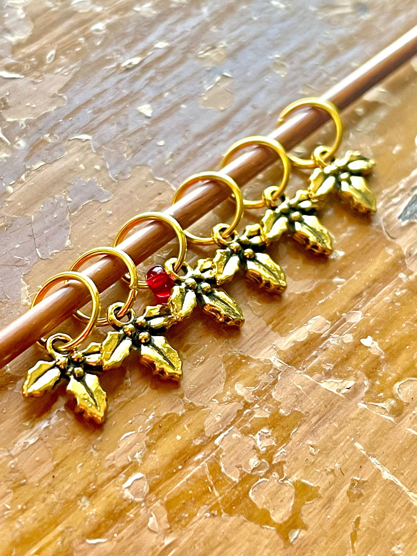 Gold Holly Leaf Knitting Stitch Markers, Christmas Knits, Set of 6