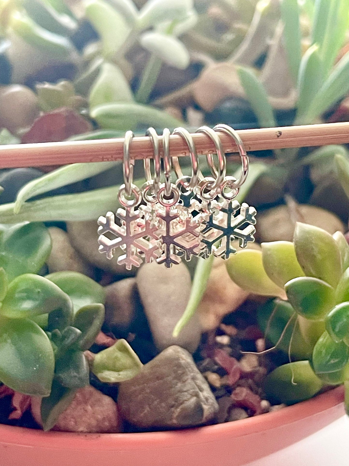 Snowflake Christmas Stitch Markers, Winter Knitting Progress Keepers
