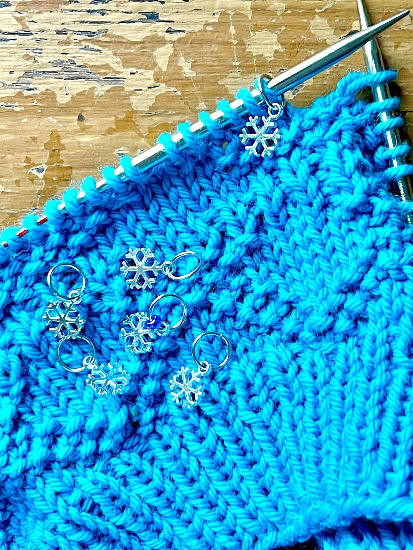 Snowflake Christmas Stitch Markers, Winter Knitting Progress Keepers