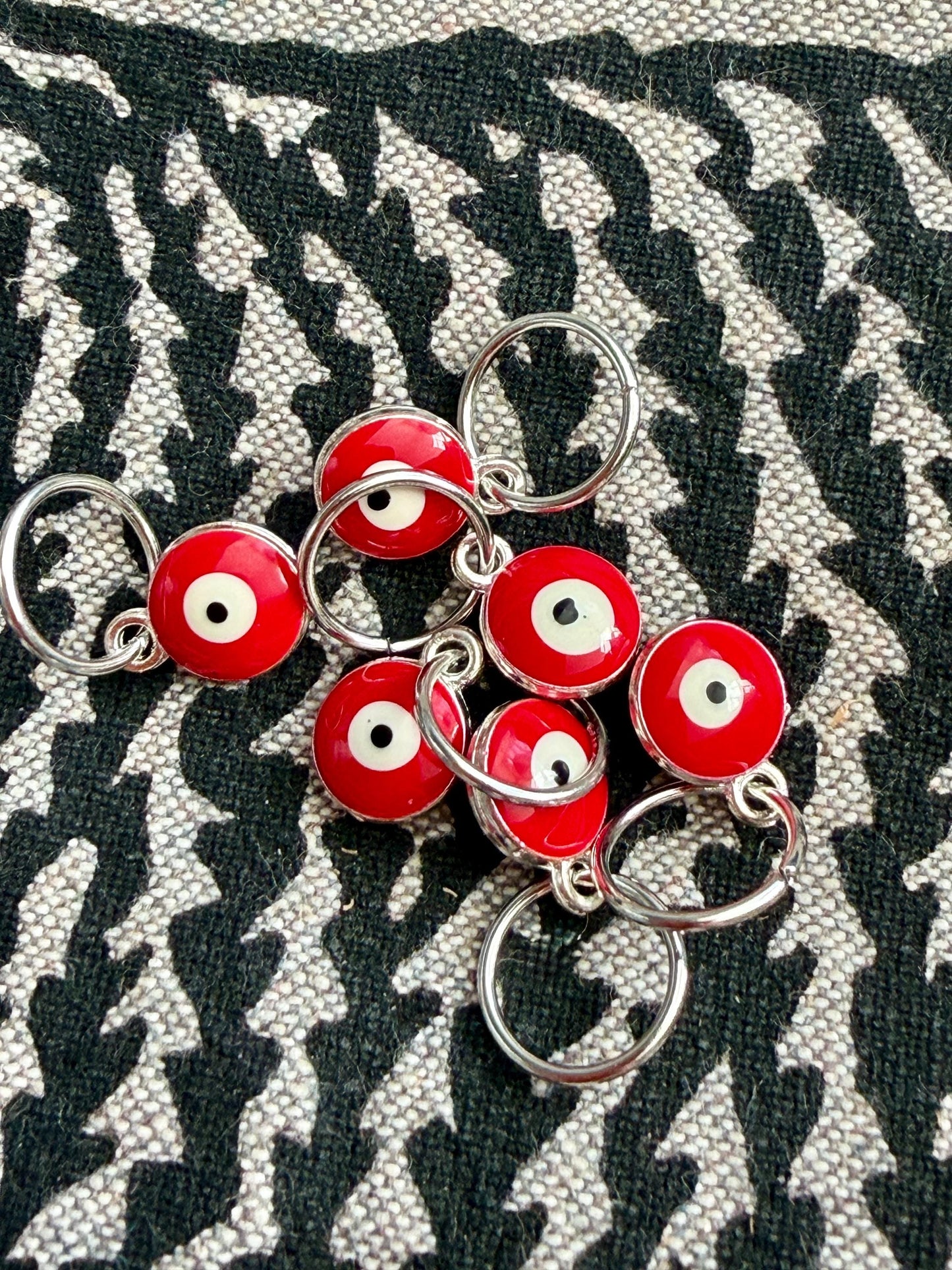 Red Evil Eye Snagless Stitch Markers, Snag Free Knitting, Knitter Progress Keepers, Yarn Jewelry