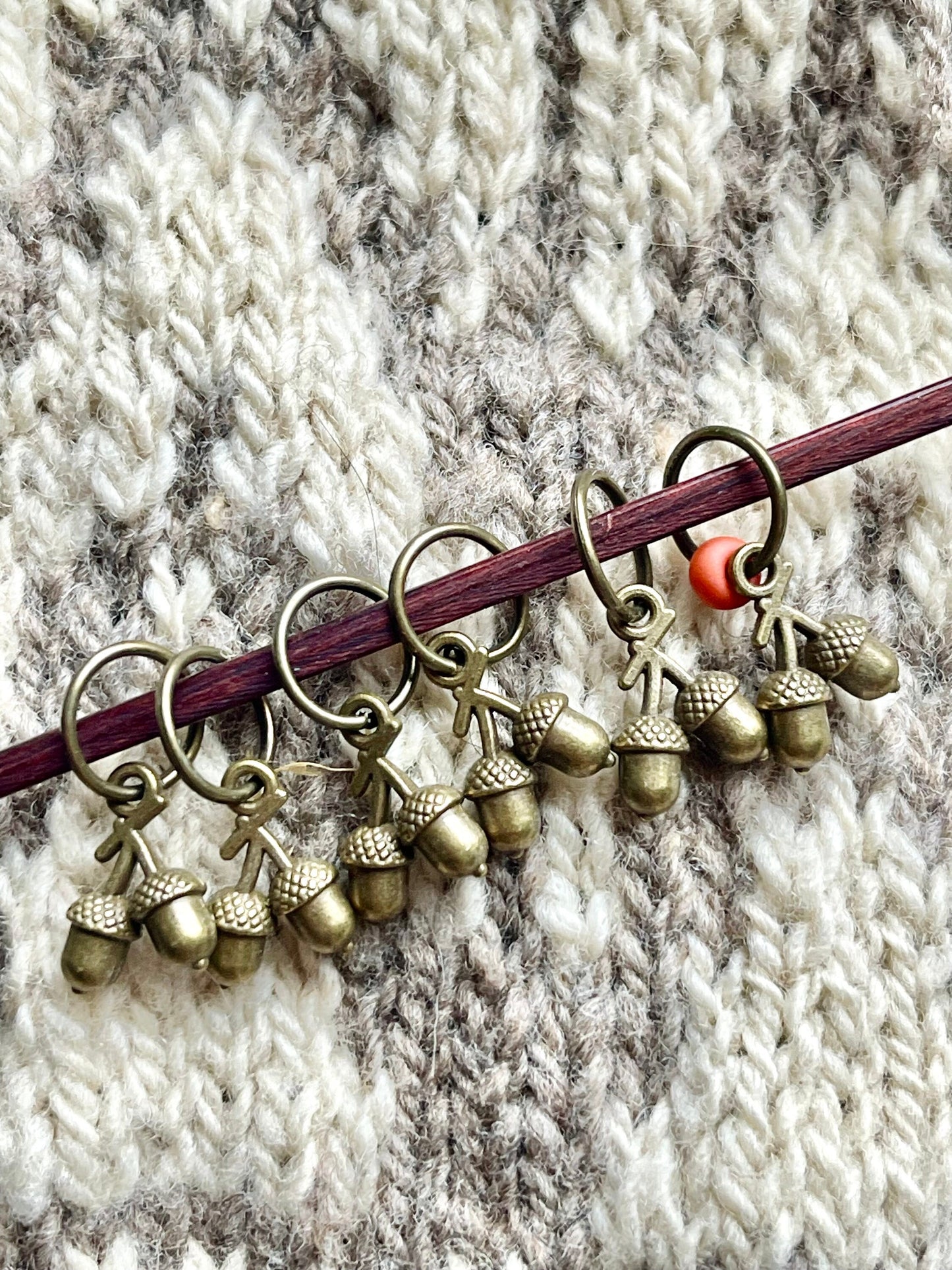 Bronze Double Acorn Snag Free Stitch Markers, Knitting Notions (Set of 6)