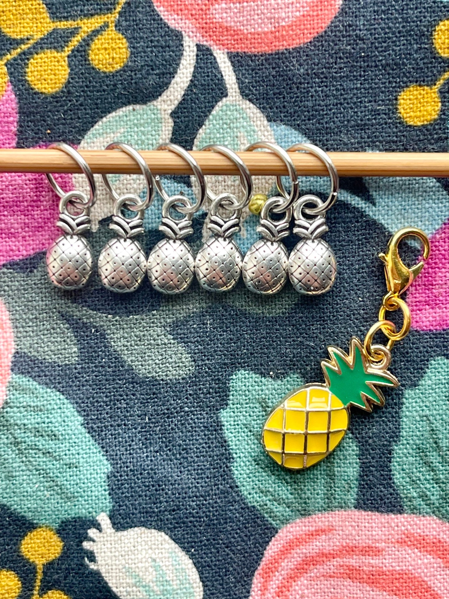 Pineapple Stitch Marker Set, Snag-Free Knitting Notions