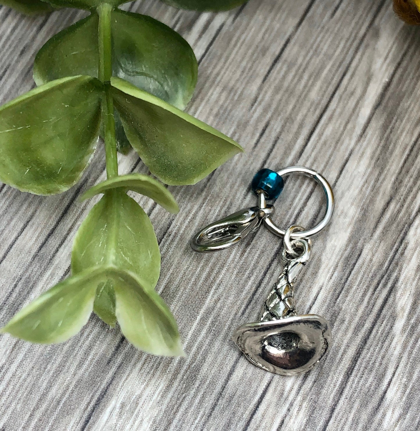 Wizard Hat Stitch Marker, Harry Potter Fans, Knitting Crochet Accessory