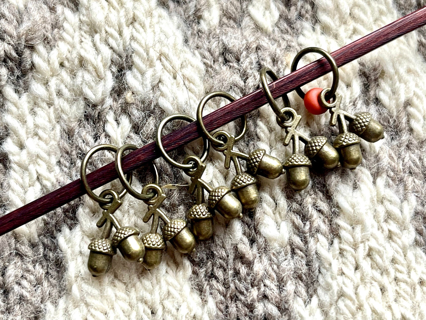 Bronze Double Acorn Snag Free Stitch Markers, Knitting Notions (Set of 6)