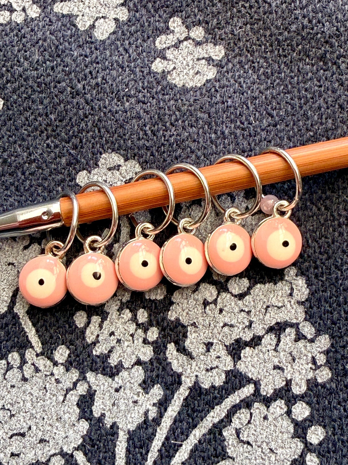 Pink Evil Eye Snagless Stitch Markers, Snag Free Knitting, Knitter Progress Keepers, Yarn Jewelry