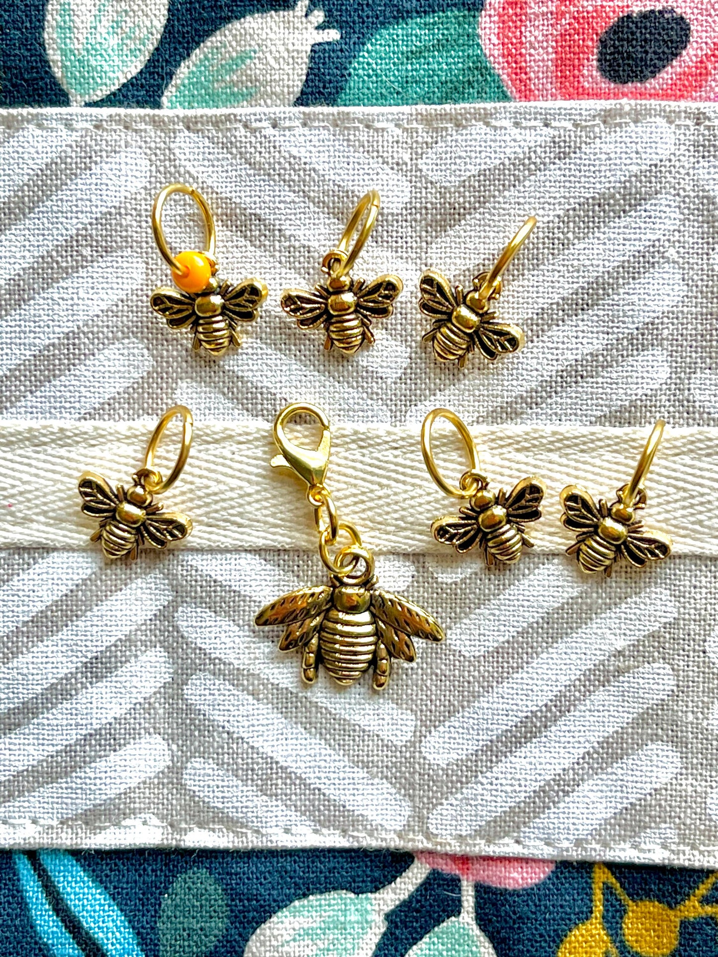 Gold Honeybee Stitch Markers with Progress Keeper, Knitting Notions