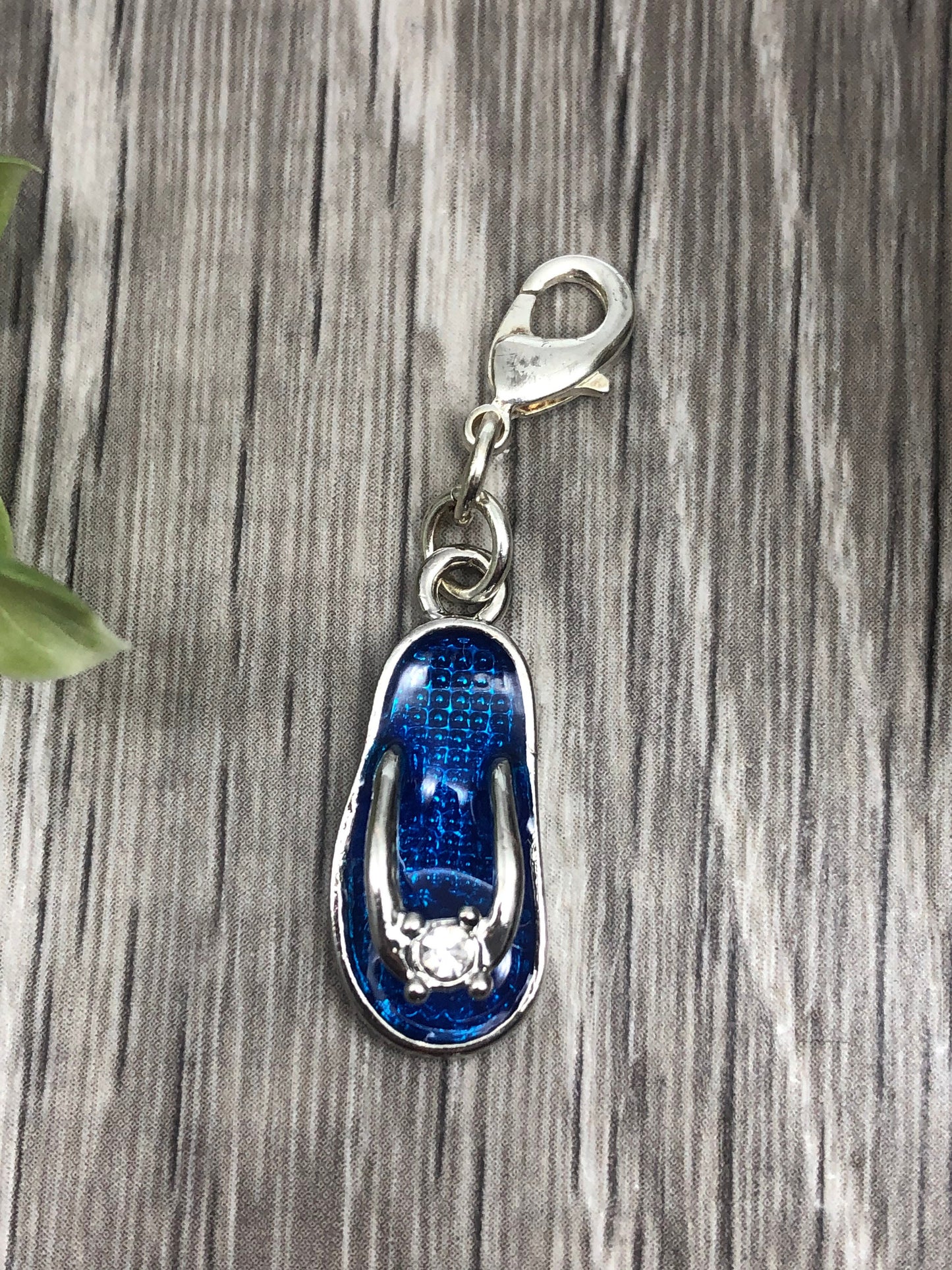 Blue Flip Flop Knitting Crochet Progress Keeper, Yarn Jewelry
