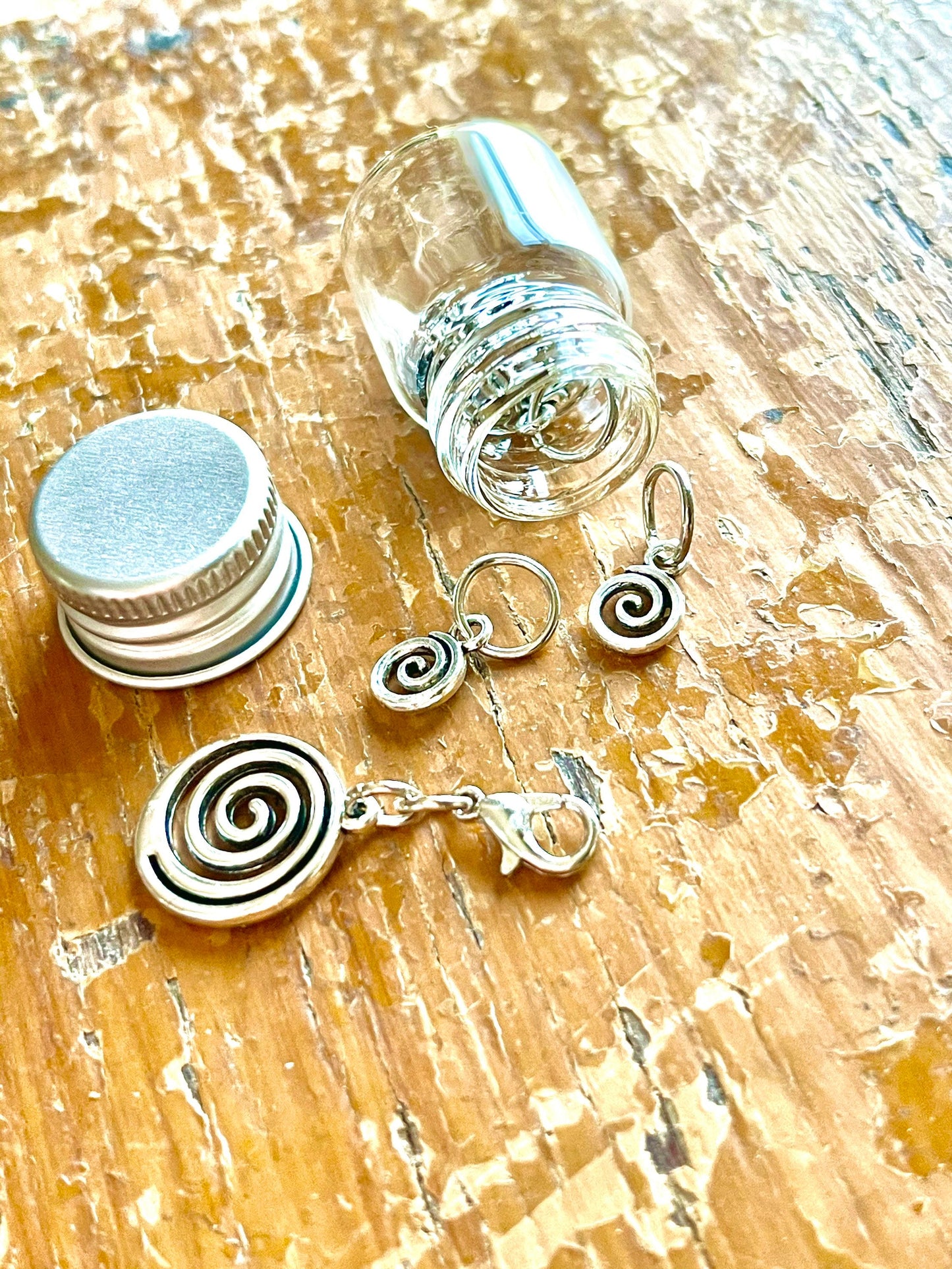 Silver Spiral Snagless Stitch Markers, Knitting Progress Keeper