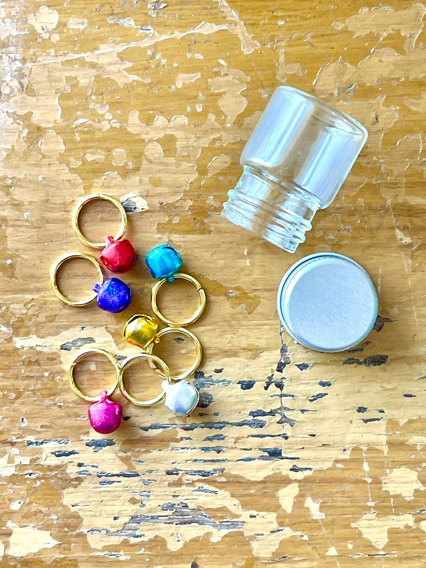 Multicolor Jingle Bells Stitch Markers for Knitters, Set of 6