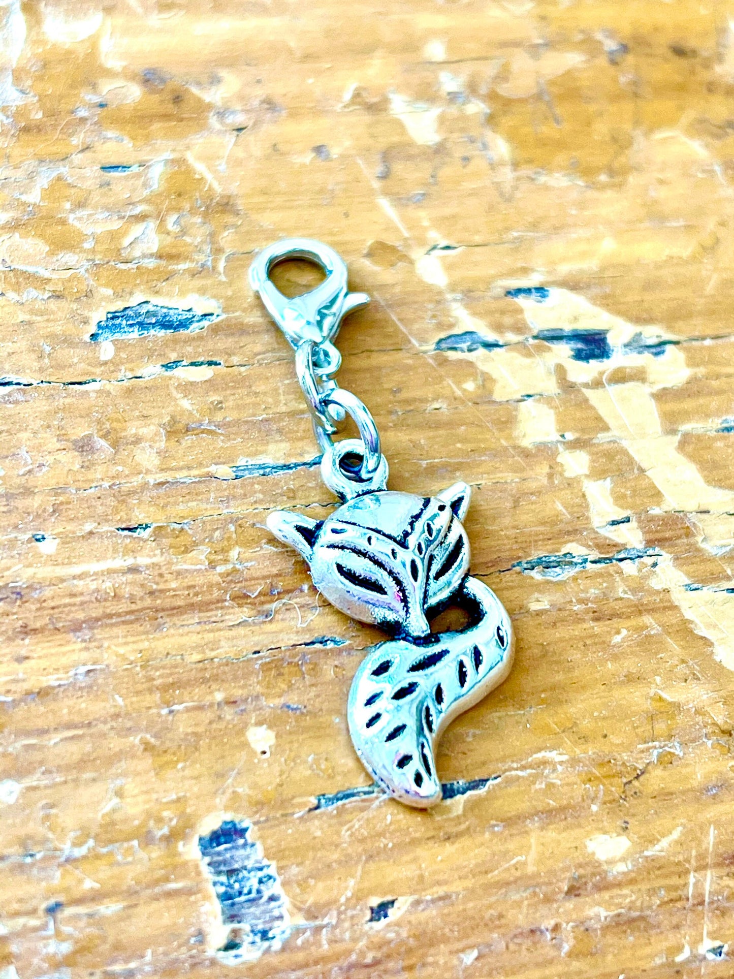 Silver Fox Charm, Zipper Pull, Knitting Progress Keeper